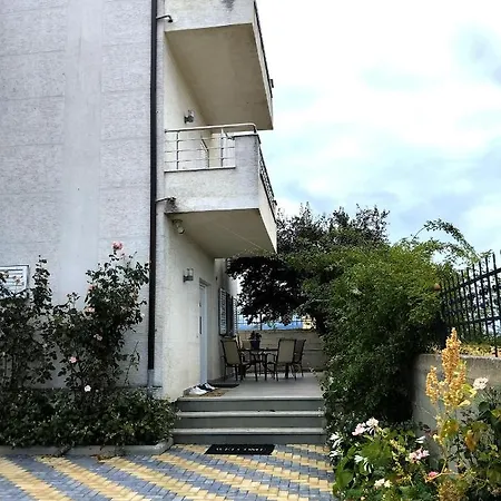 Romantic Maison d'hôtes *